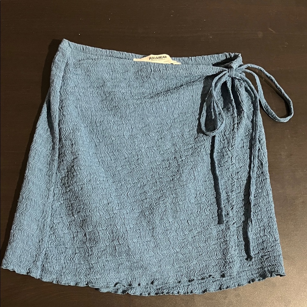 Pull&Bear Textured Blue Skirt